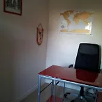 Comodo, Bien Ubicado Parking Gratis شقة