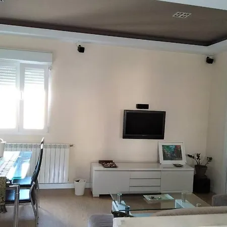 Centro 3 Dormitorios 5 Camas Parking Apartment *