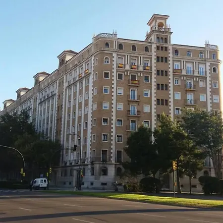 Centro 3 Dormitorios 5 Camas Parking Apartman