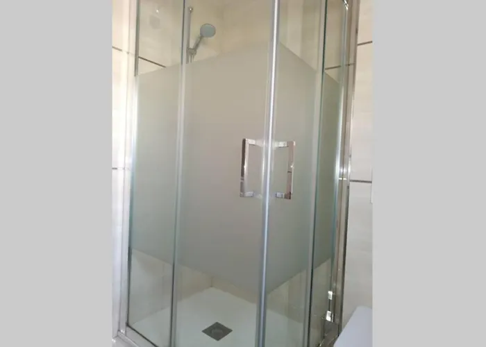 Cómodo, Bien Ubicado Parking Gratis Apartamento