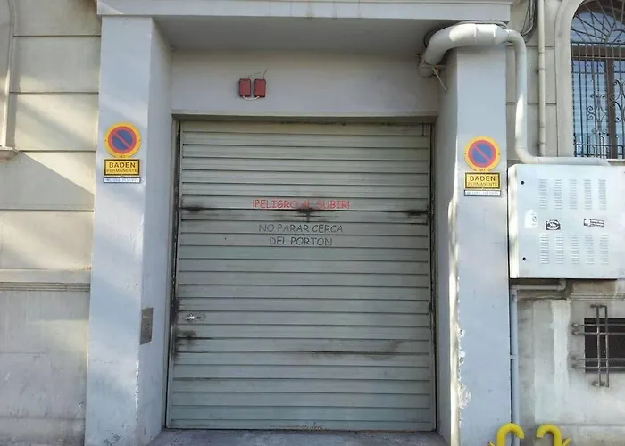 Cómodo, Bien Ubicado Parking Gratis Apartamento *