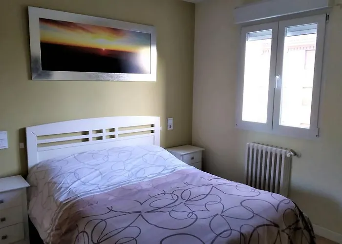 Apartamento Cómodo, Bien Ubicado Parking Gratis Zaragoza