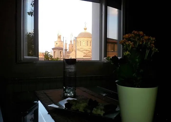 Cómodo, Bien Ubicado Parking Gratis *